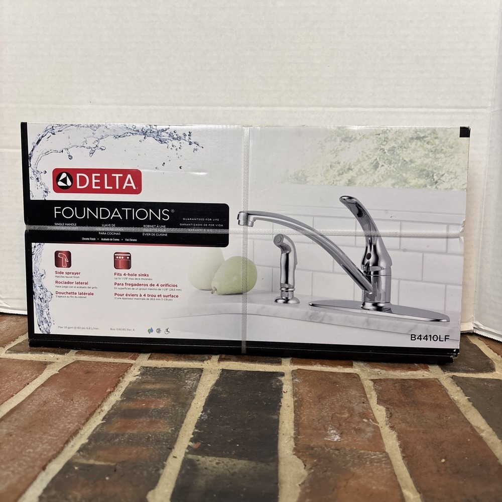 DELTA B4410LF FOUNDATIONS CHROME KITCHEN FAUCET WITH SIDE SPRAYER 4 HOLE NEW